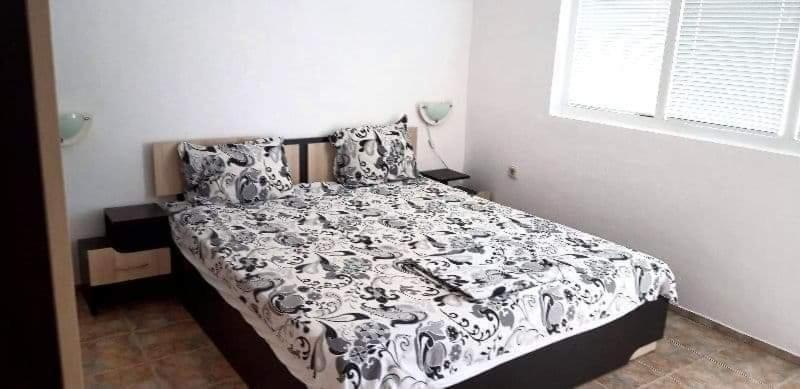 Family Hotel Bohemi II Primorsko Ngoại thất bức ảnh
